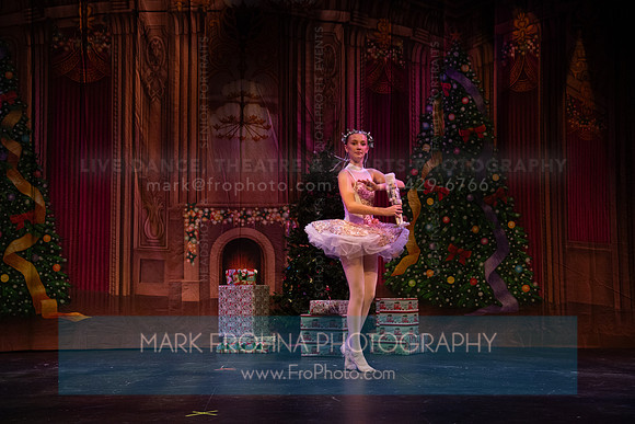 KADS Nutcracker 2024 Sophia-59