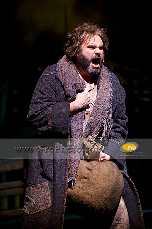 Skylight Les Miz Preview Selects 006