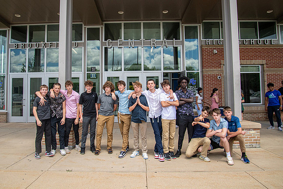 Wis Hills MS 8th Graders 2024-33