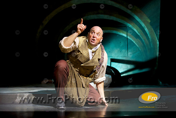 Skylight Les Miz Preview Selects 089
