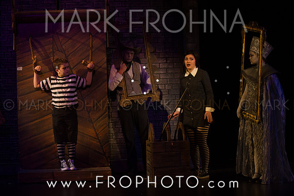 Addams Family Night 1-153