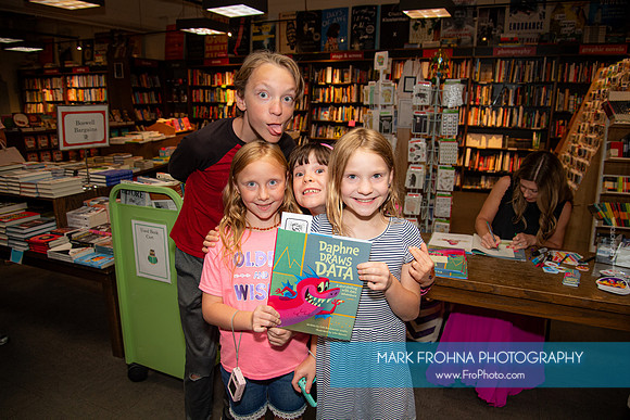 SWD Daphne Book Launch MKE-102