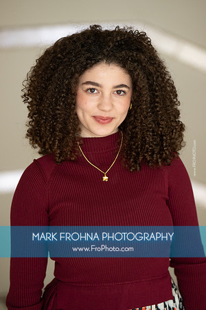 Ava Greenberg 2025 Headshots-9