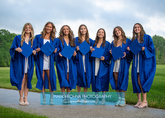 BC DeRosa Friends Graduation Portraits-3
