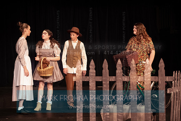 Waukesha Catholic Wizard of Oz 2025-10