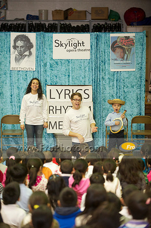 Skylight Standard Songbook 047