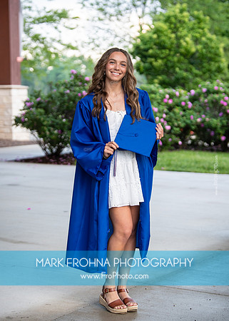 BC DeRosa Friends Graduation Portraits-16