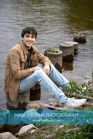 Fro Senior Models Three Bridges 2025 Will-103