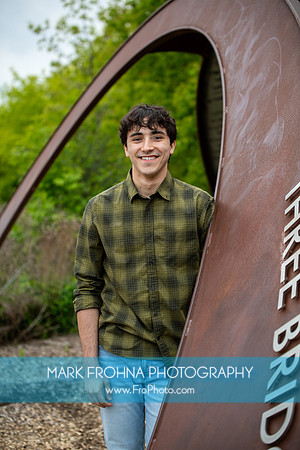 Fro Senior Models Three Bridges 2025 Will-69