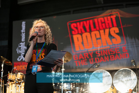 Skylight Rocks Gary Sinise Show-34