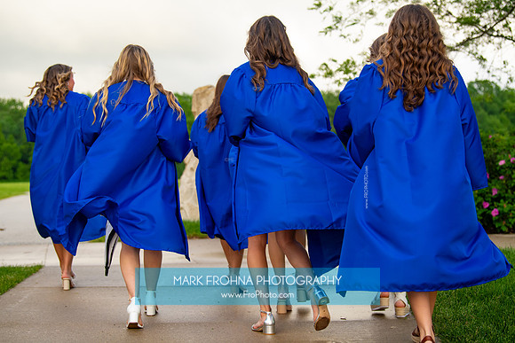 BC DeRosa Friends Graduation Portraits-1
