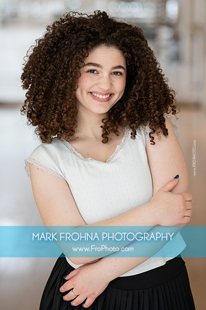 Ava Greenberg 2025 Headshots-52