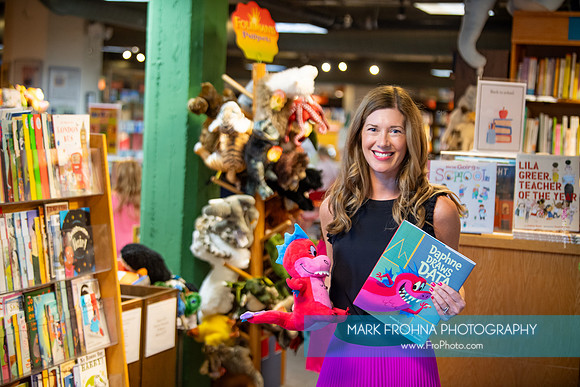 SWD Daphne Book Launch MKE-17