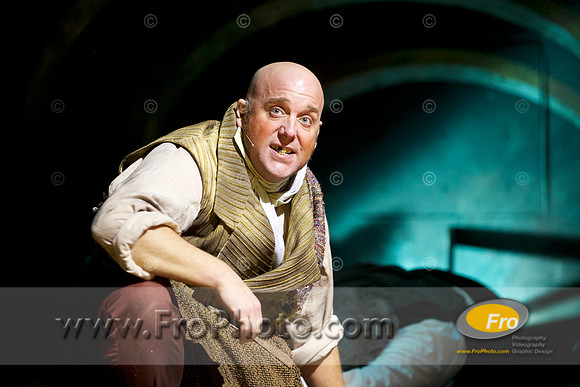 Skylight Les Miz Preview Selects 088