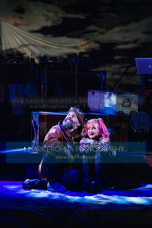 Skylight Ernest Shackleton Loves Me-27